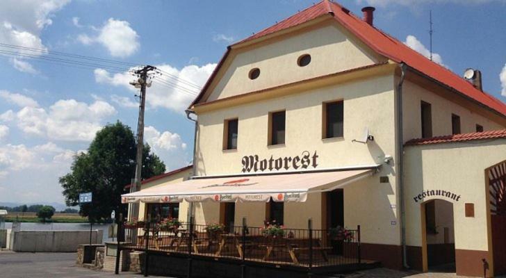 Pivovar Spitt Zahorany Guest House Litoměřice Exterior foto